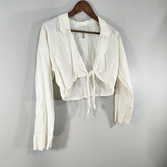 Calla size XS Off White Tie-Front Blouse - Picture 2 of 8